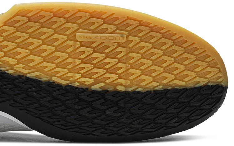 Nike Mamba Focus White Gum