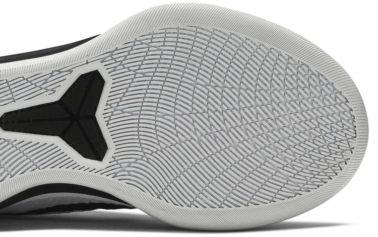 Nike Kobe AD Mid White