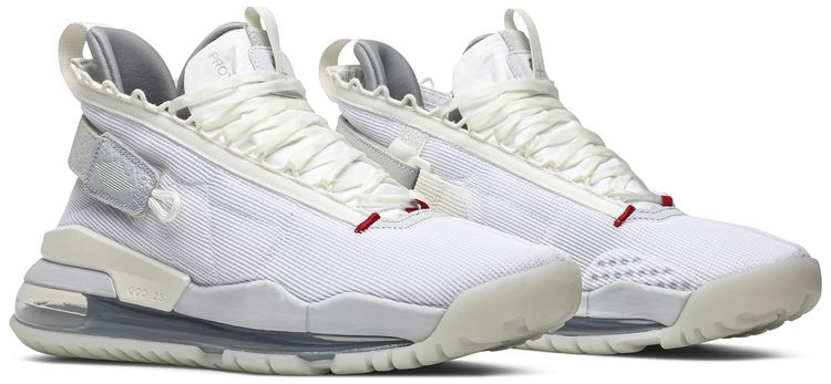 Sneakersnstuff x Air Jordan Jordan Proto Max 720 Past Present Future