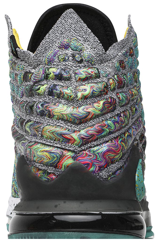 Nike LeBron 17 I Promise