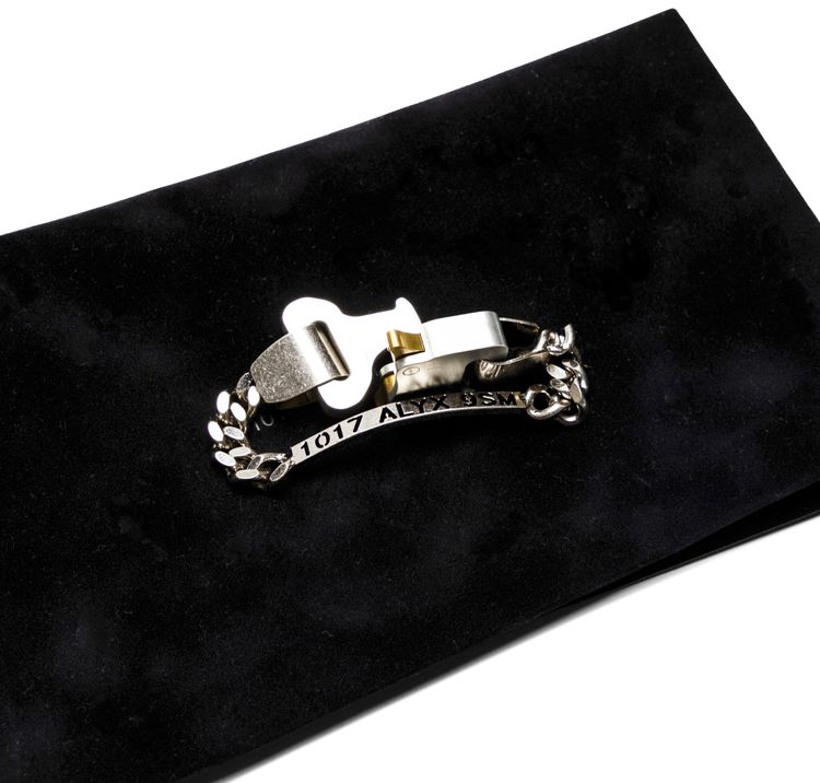 1017 ALYX 9SM Buckle Bracelet Silver