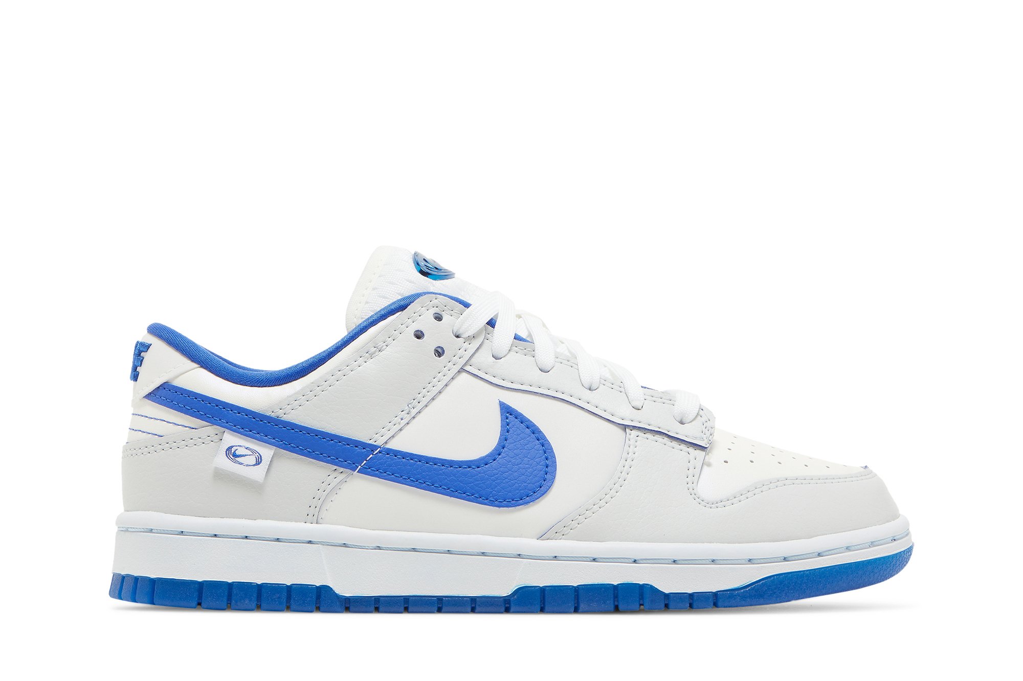 Wmns Dunk Low 'Worldwide Pack - White Game Royal'