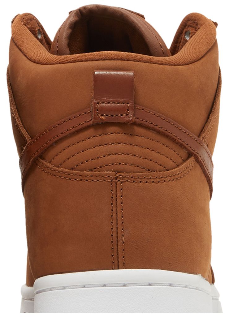 Nike Wmns Dunk High Premium Pecan