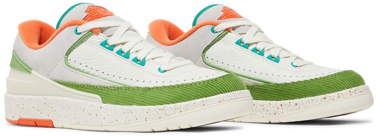 Titan x Wmns Air Jordan 2 Retro Low