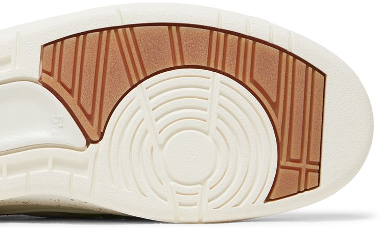 Titan x Wmns Air Jordan 2 Retro Low