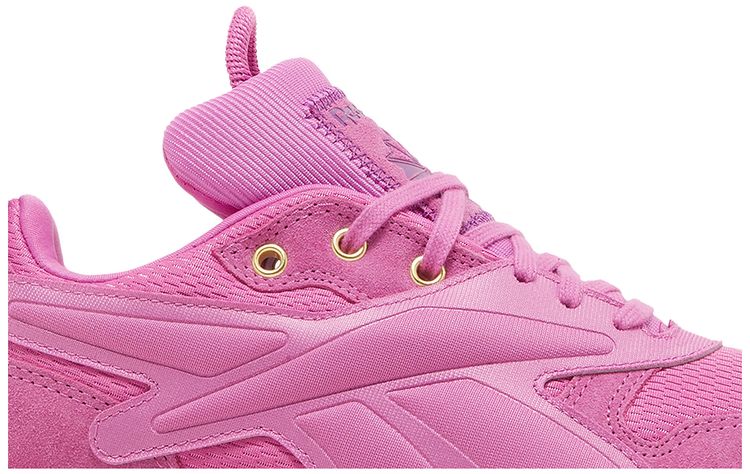 Cardi B x Reebok Wmns Classic Leather V2 Ultraberry Aubergine