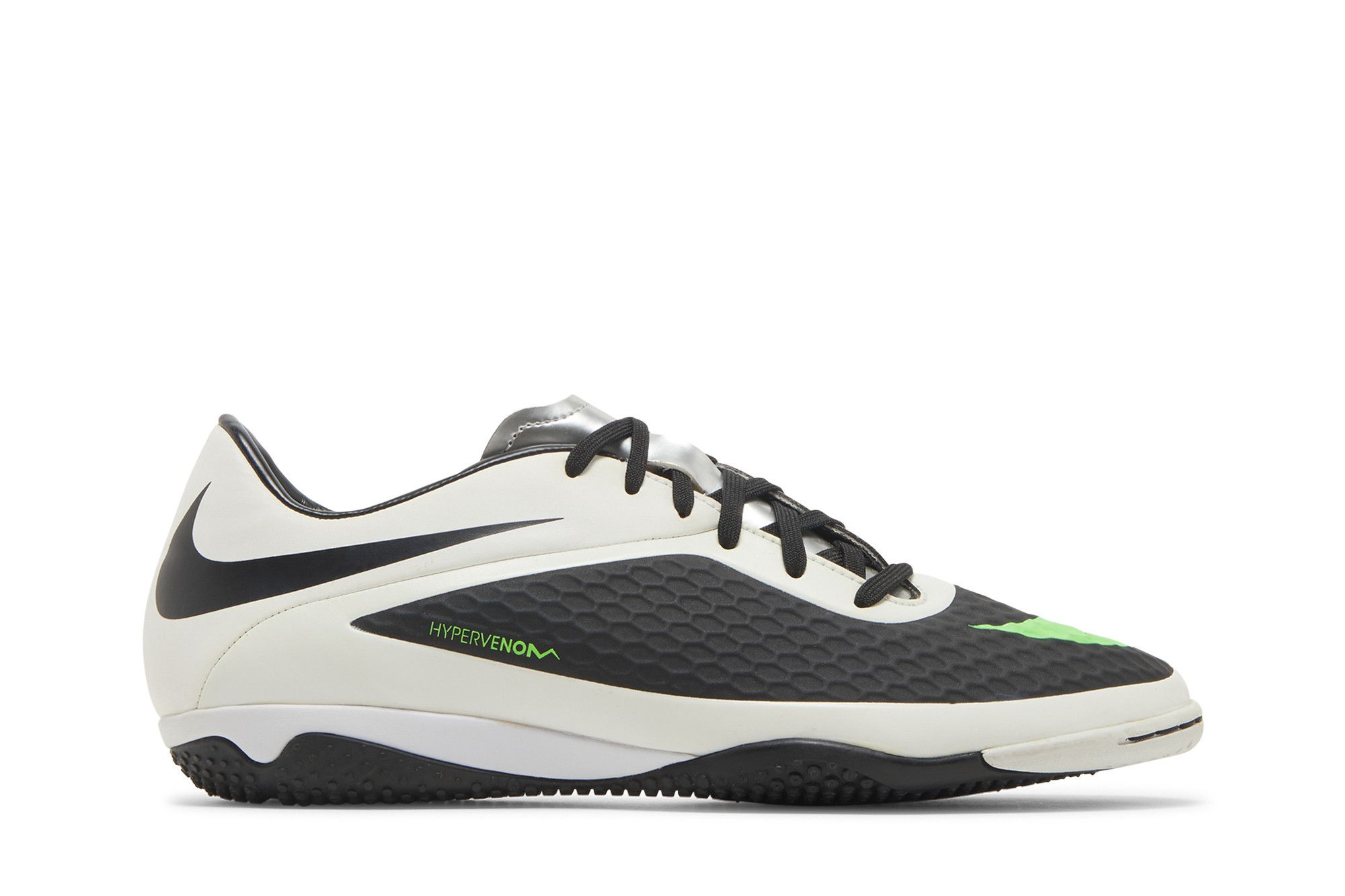 Hypervenom top black white