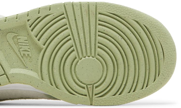 Wmns Dunk Low SE Fleece   Honeydew