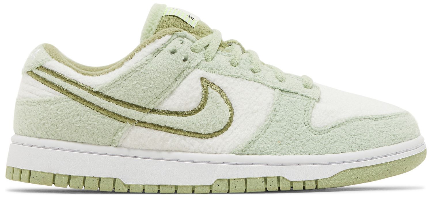 Buy Wmns Dunk Low SE 'Fleece Honeydew' DQ7579 300 GOAT