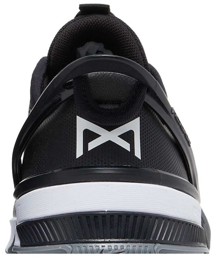 Nike Metcon 8 FlyEase Black Dark Smoke Grey