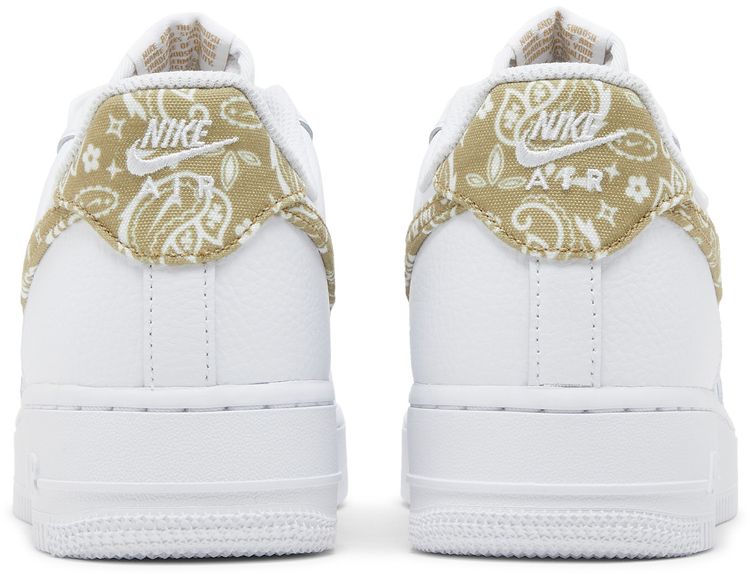 Nike Wmns Air Force 1 07 Essential Barely Paisley