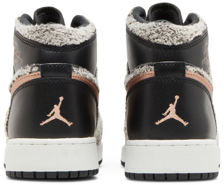 Air Jordan 1 Retro High GS Fleece