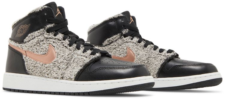 Air Jordan 1 Retro High GS Fleece