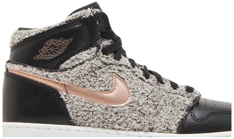 Air Jordan 1 Retro High GS Fleece