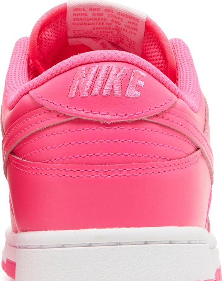 Wmns Dunk Low Hyper Pink