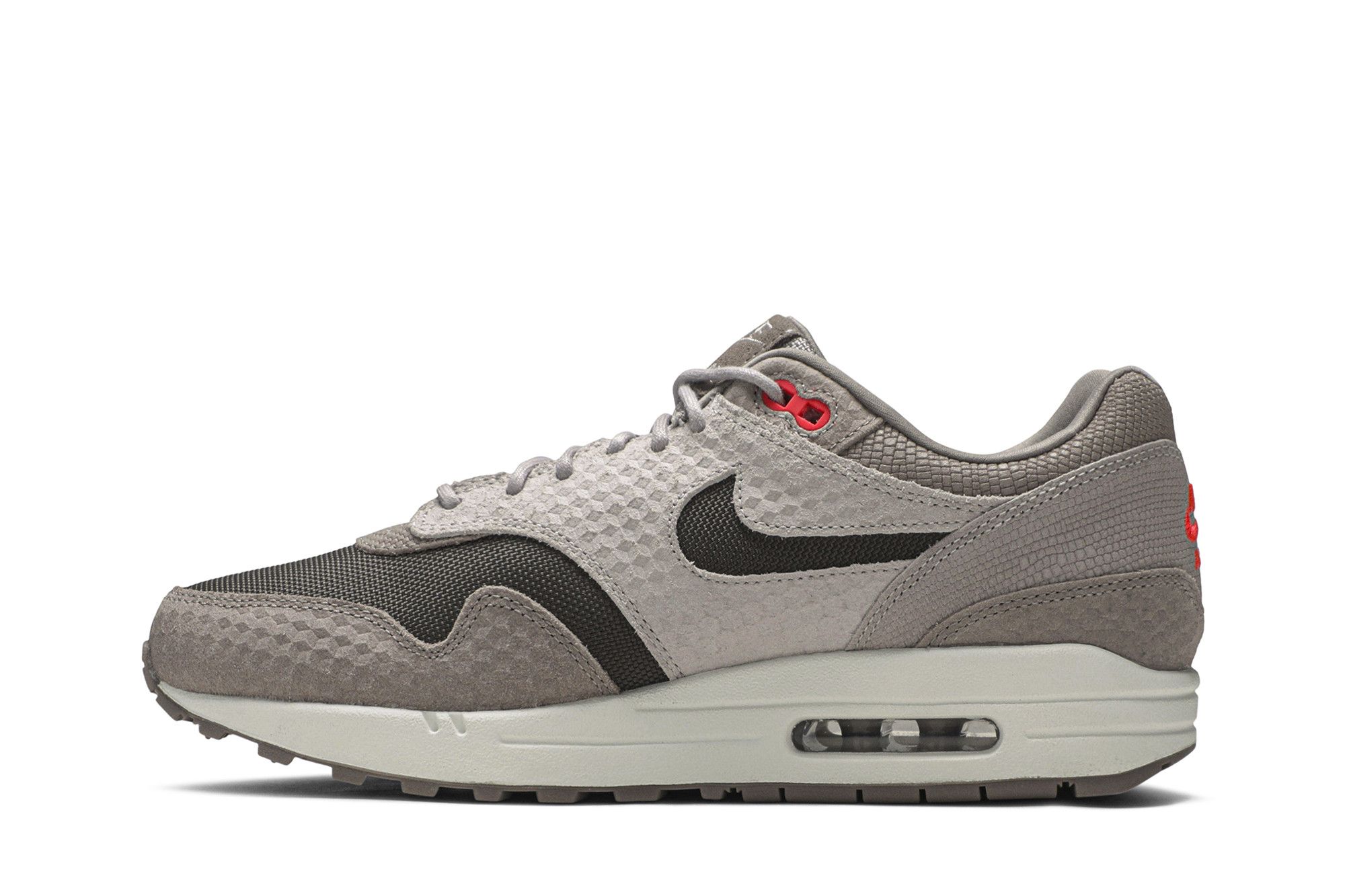Size 9.0 Air Max 1 Premium Moon Particle