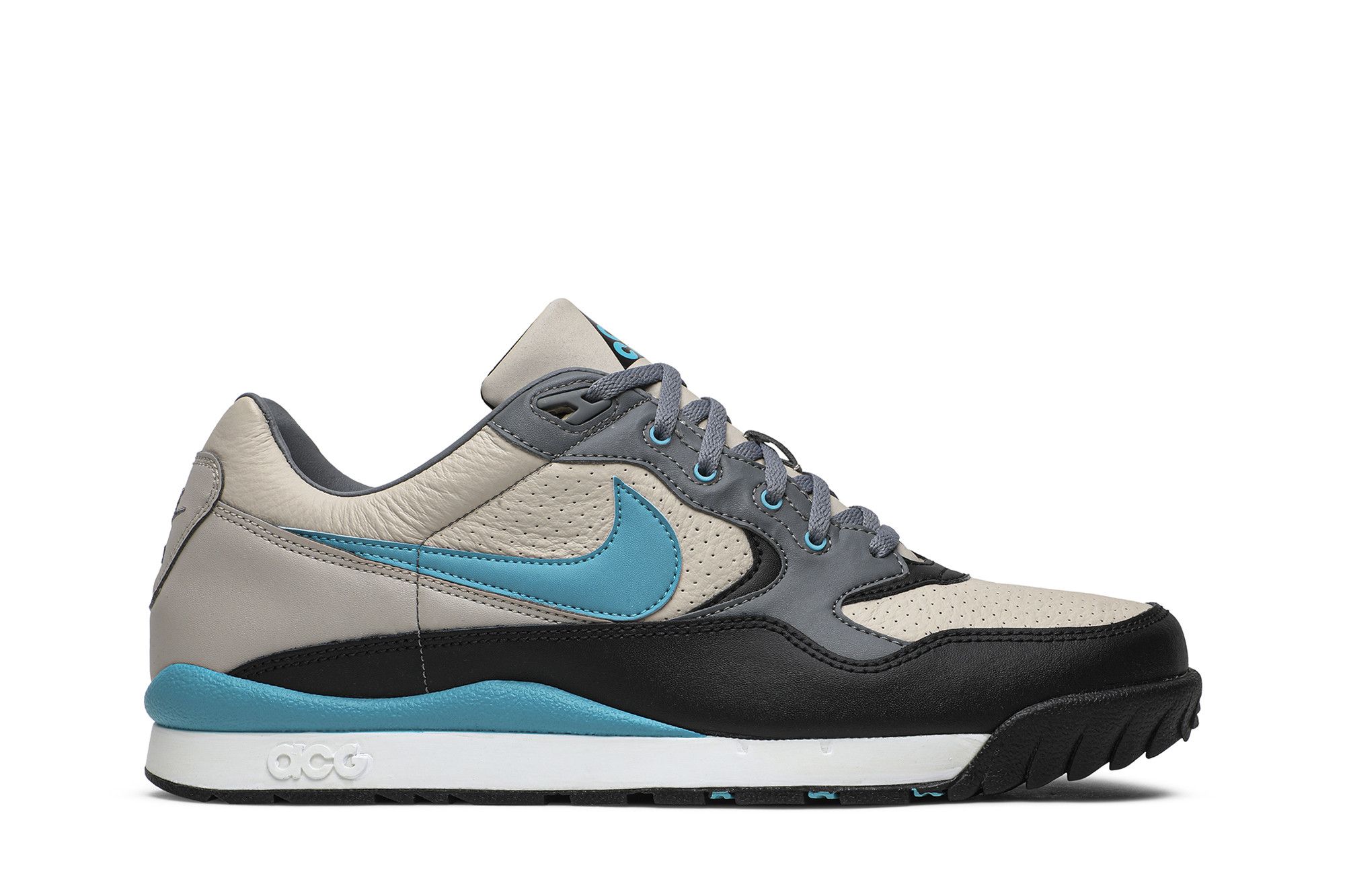 Nike acg deals wildwood sneakers