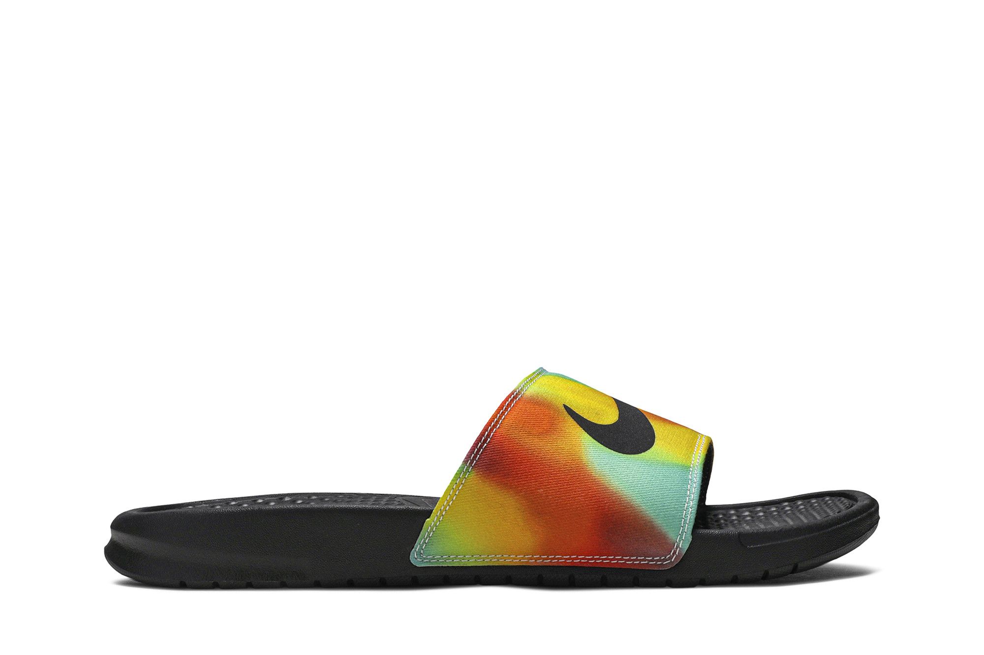 Nike benassi store tie dye