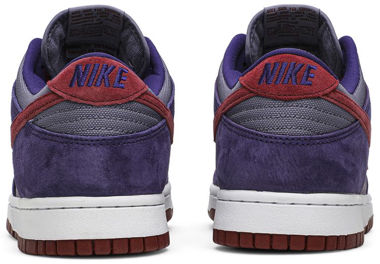 Dunk Low Retro Vol 1 SP Plum 2020