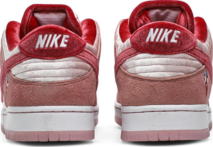 StrangeLove x Dunk Low SB Valentines Day