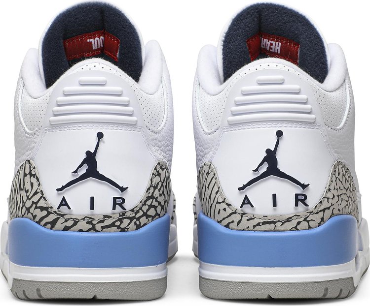 Air Jordan 3 Retro UNC