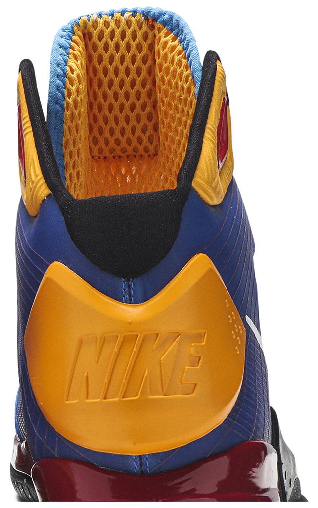 Nike Hyperdunk Supreme Kobe Barcelona Ronaldinho