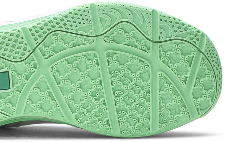 Nike Max LeBron 11 Low Easter