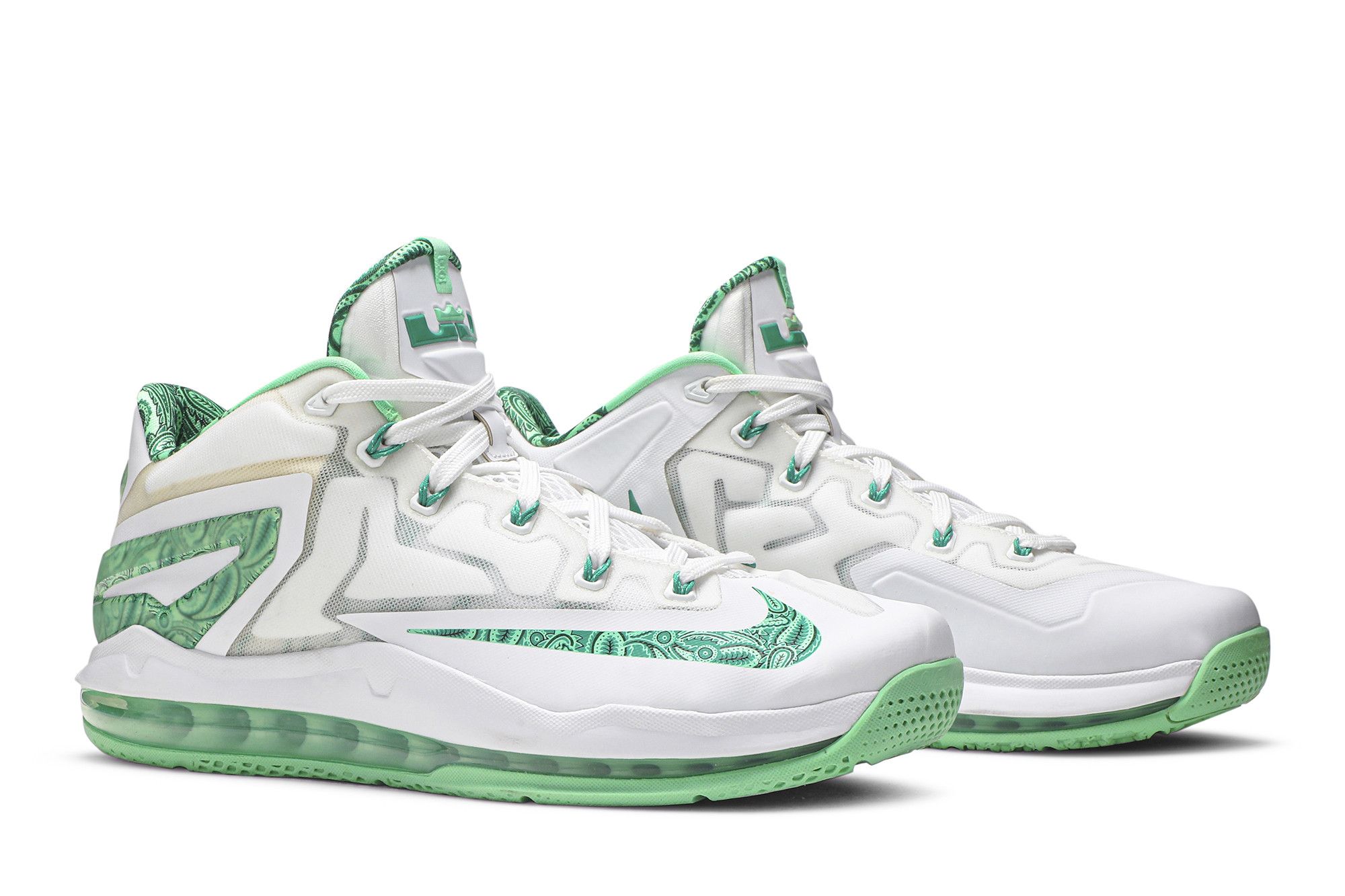 Size 10.0 Max LeBron 11 Low Easter