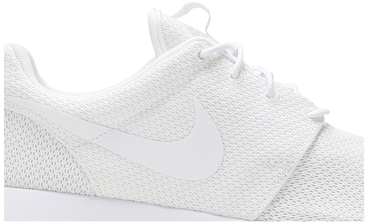 Roshe One Triple White