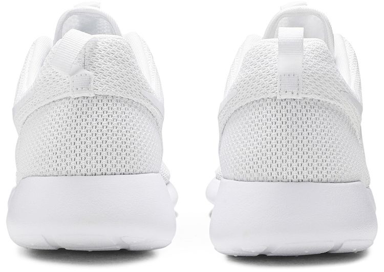 Roshe One Triple White