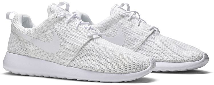 Roshe One Triple White