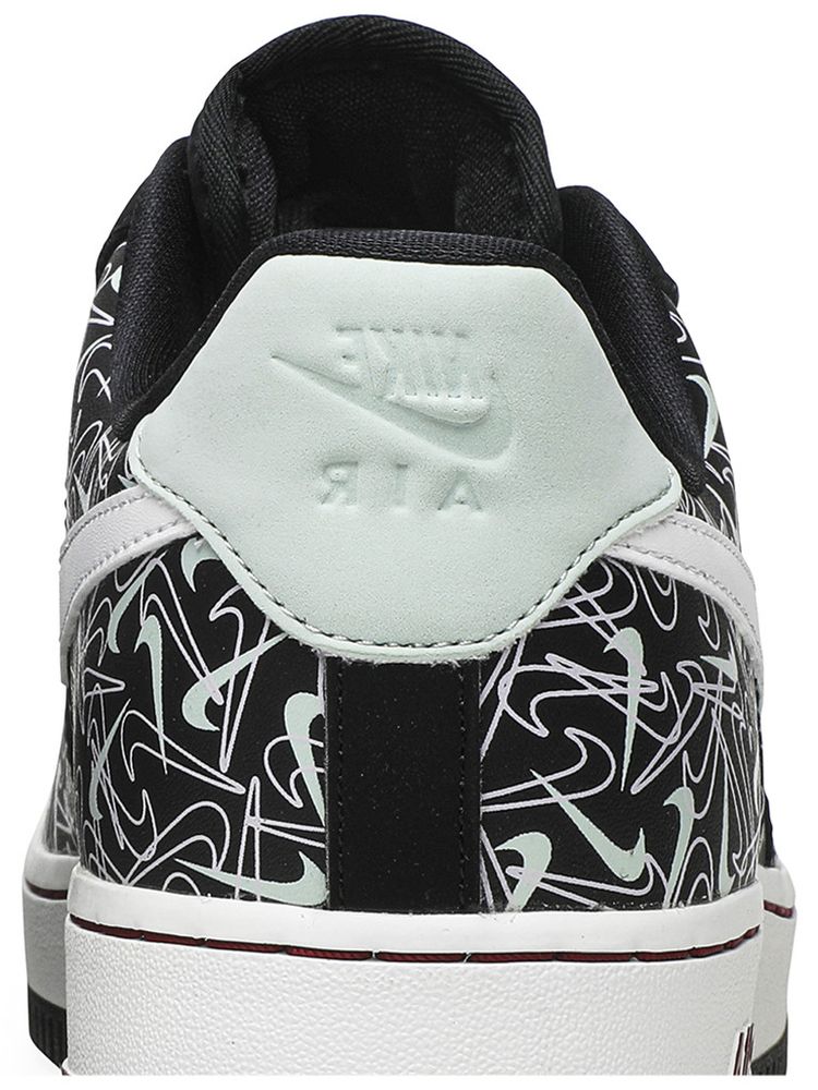 Nike Wmns Air Force 1 07 Low SE Valentines Day