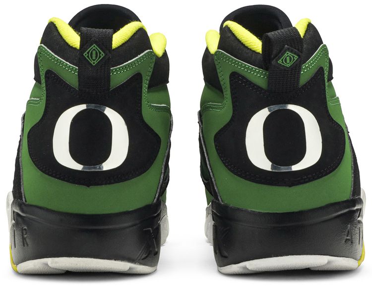 Air Diamond Turf Oregon Ducks