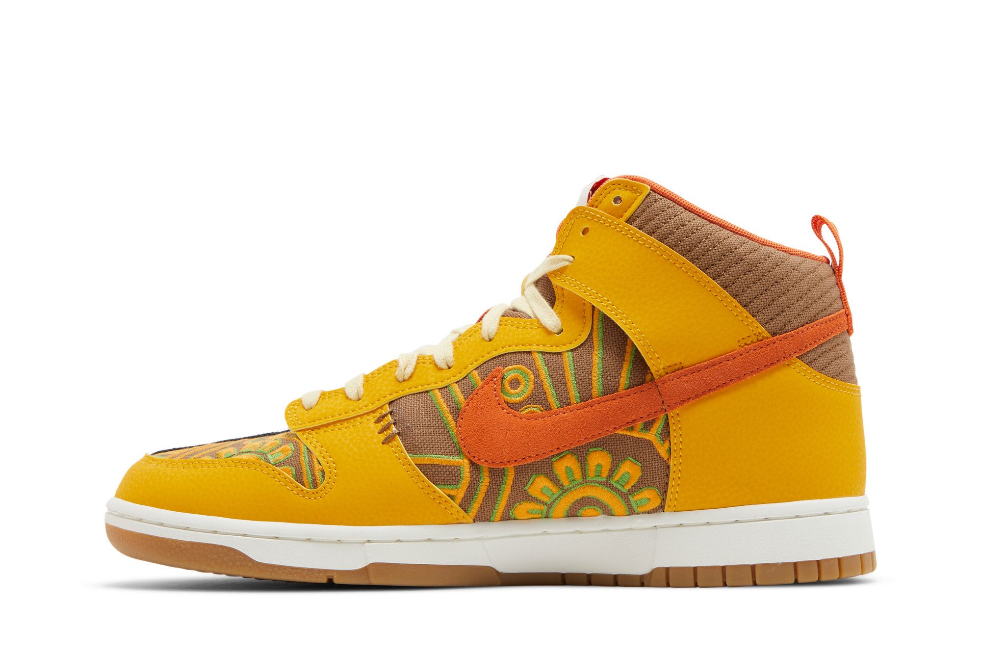 Buy Dunk High 'Somos Familia' - DZ5354 045 | GOAT