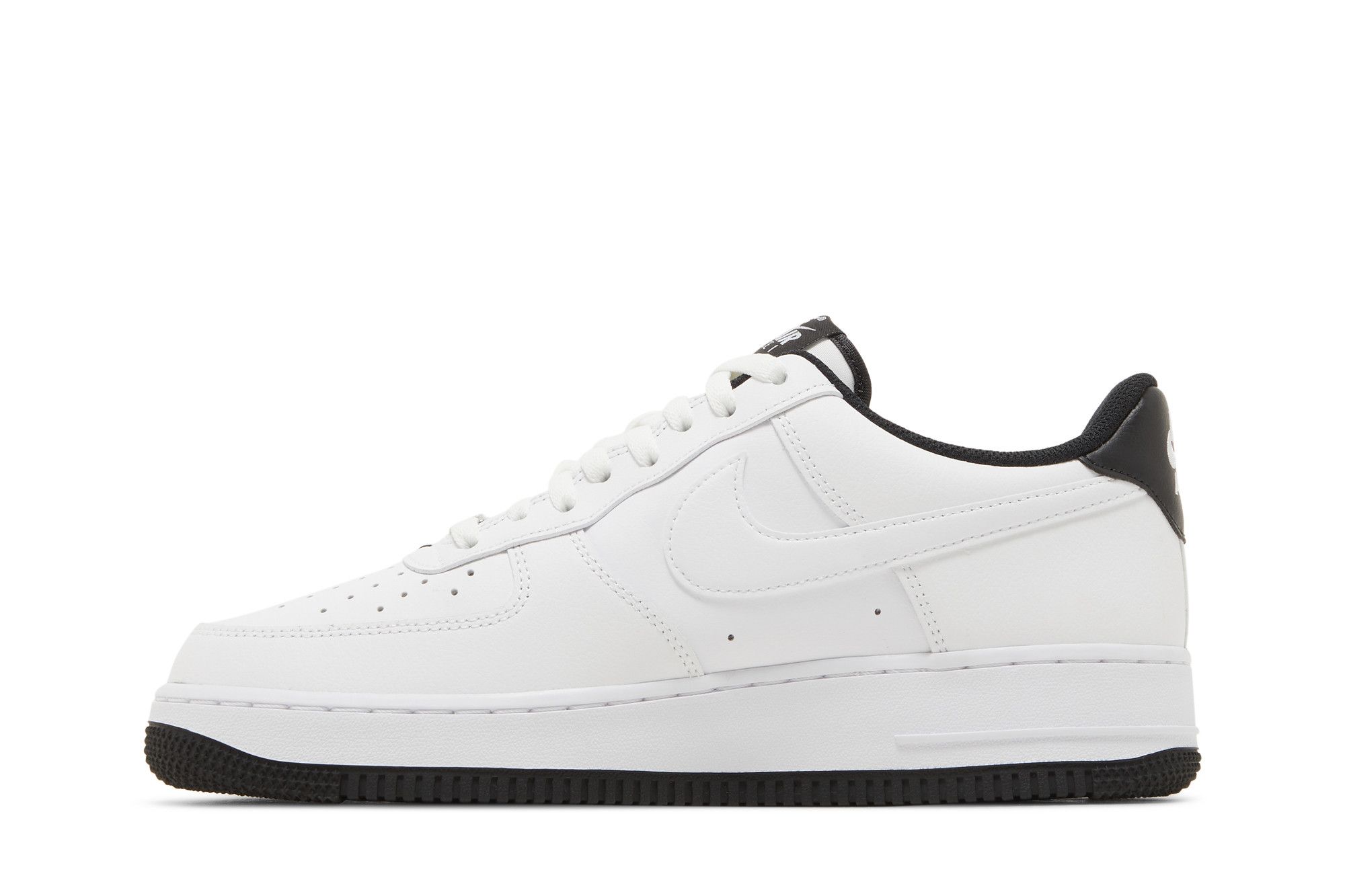 air force 1 white black 2020