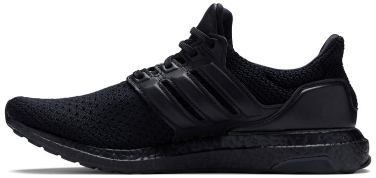 Adidas UltraBoost 10 Clima Manchester Rose