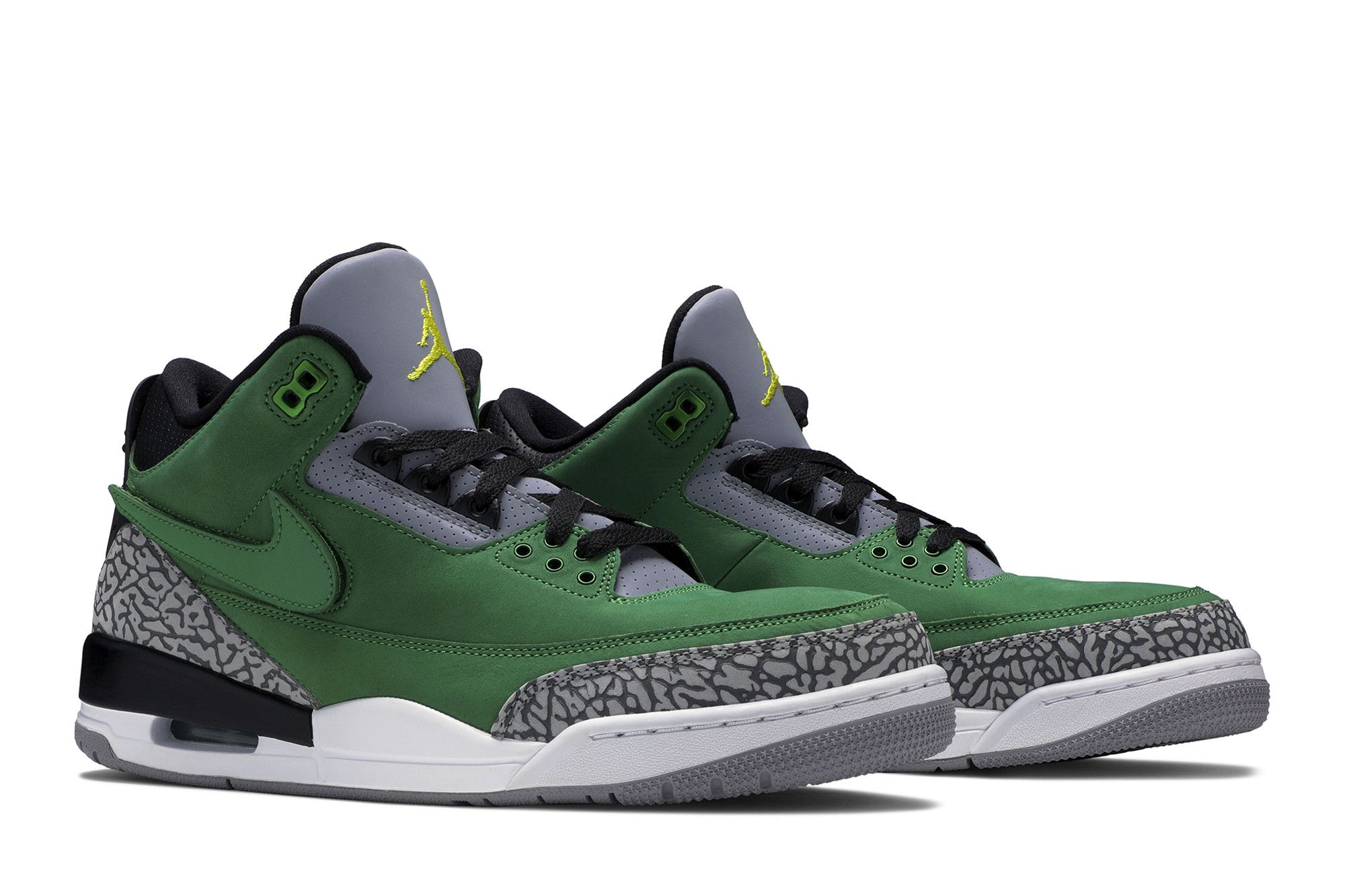 Size 12.0 Air Jordan 3 Retro Tinker Oregon Ducks PE