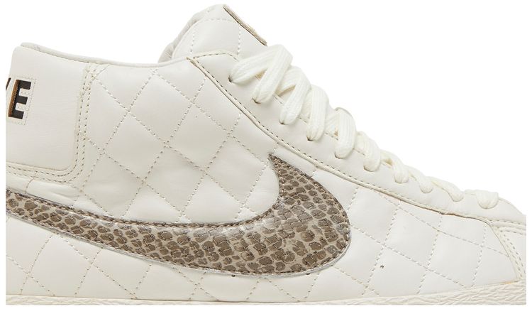 Supreme x Blazer SB Sail