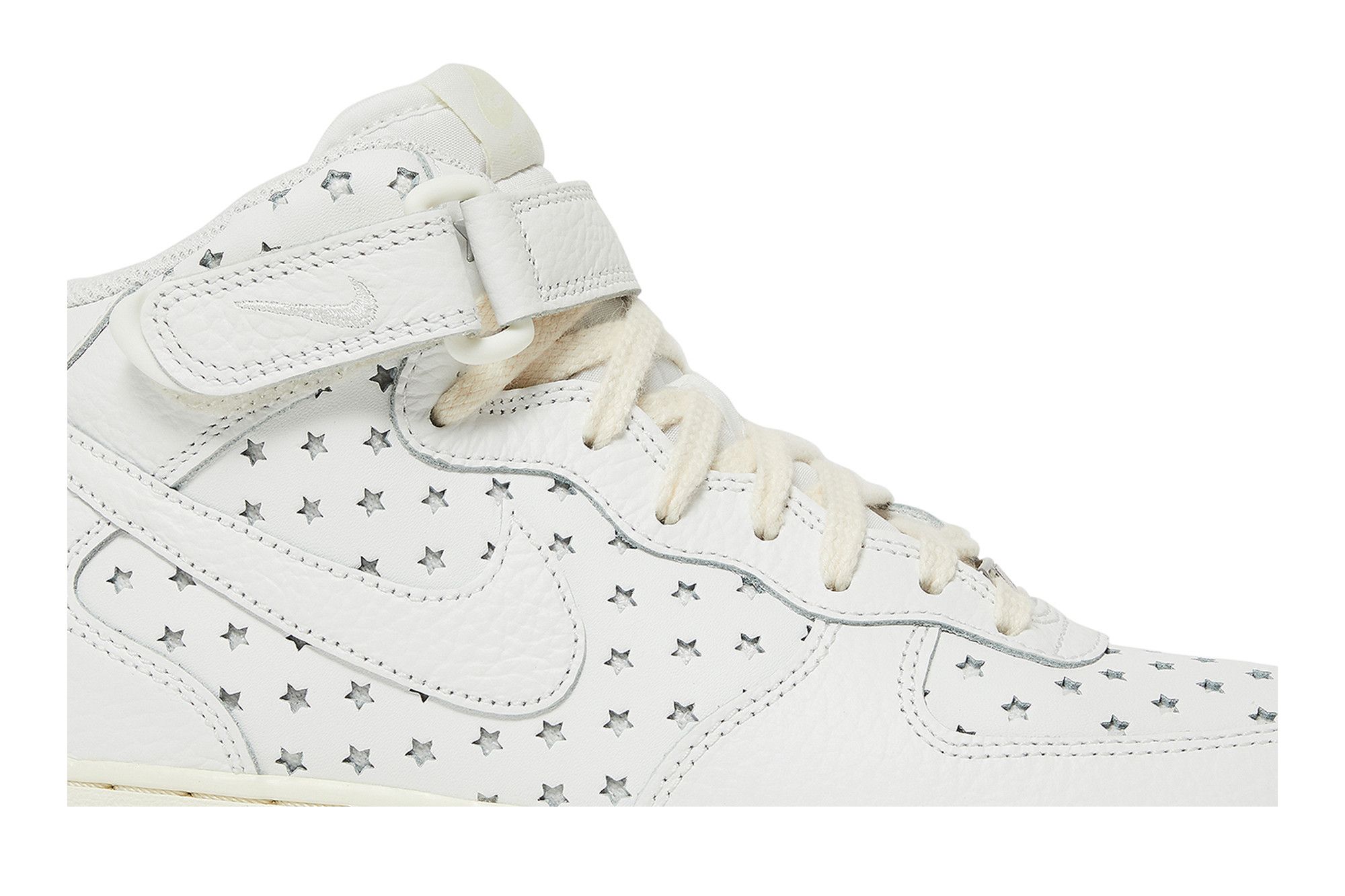 Nike mid cut on sale