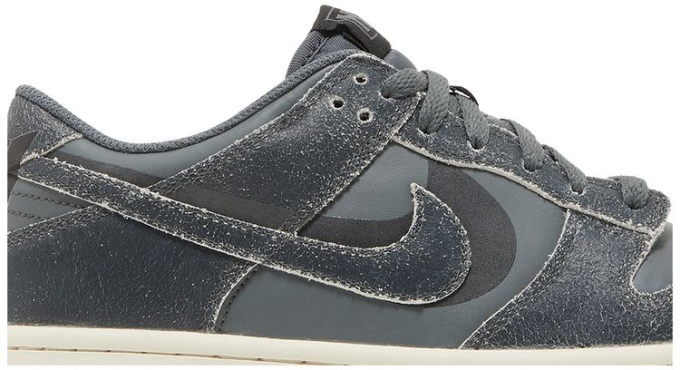 Dunk Low SE GS Halloween   Cauldron