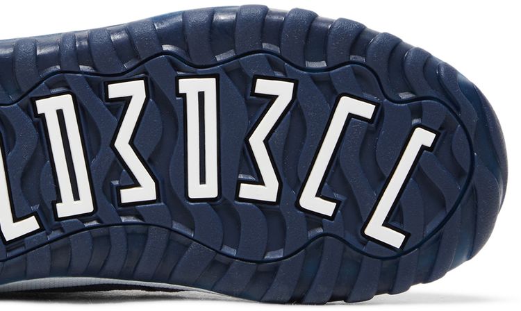 Air Jordan 11 Retro TD Midnight Navy Velvet