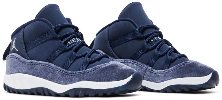 Air Jordan 11 Retro TD Midnight Navy Velvet