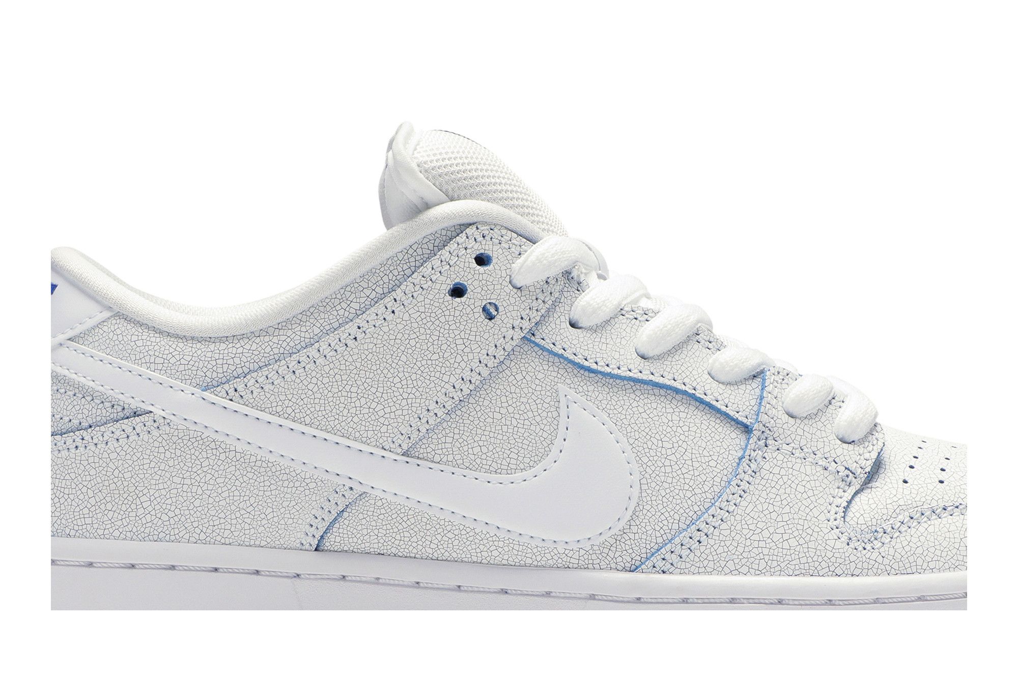 Buy Dunk Low Premium SB Cracked Leather CJ6884 100 GOAT