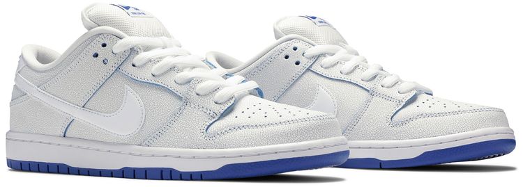 Nike Dunk Low Premium SB Cracked Leather