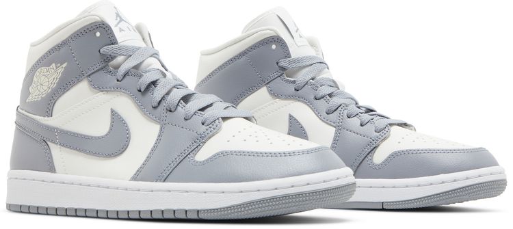 Wmns Air Jordan 1 Mid Stealth