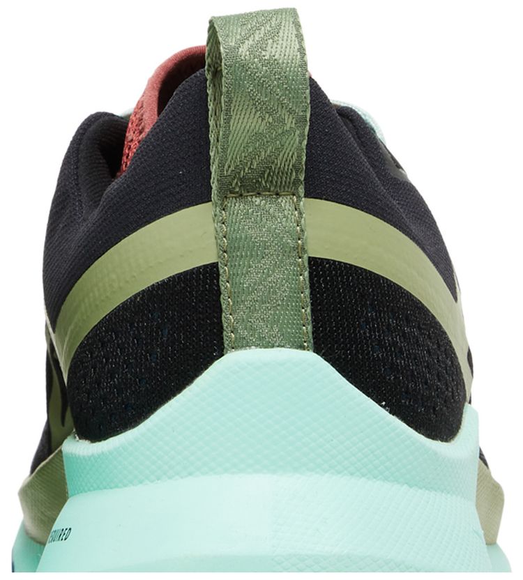 Nike React Pegasus Trail 4 Black Alligator Mint