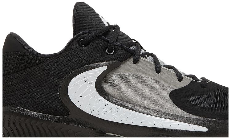 Zoom Freak 4 Zeus