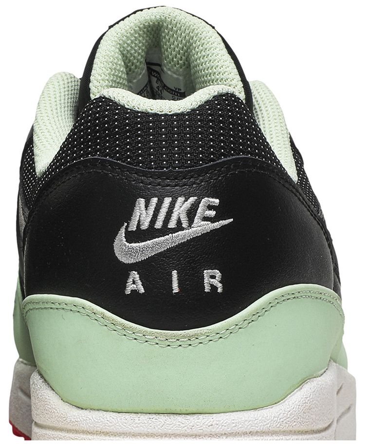 Nike Air Max 1 FB Yeezy