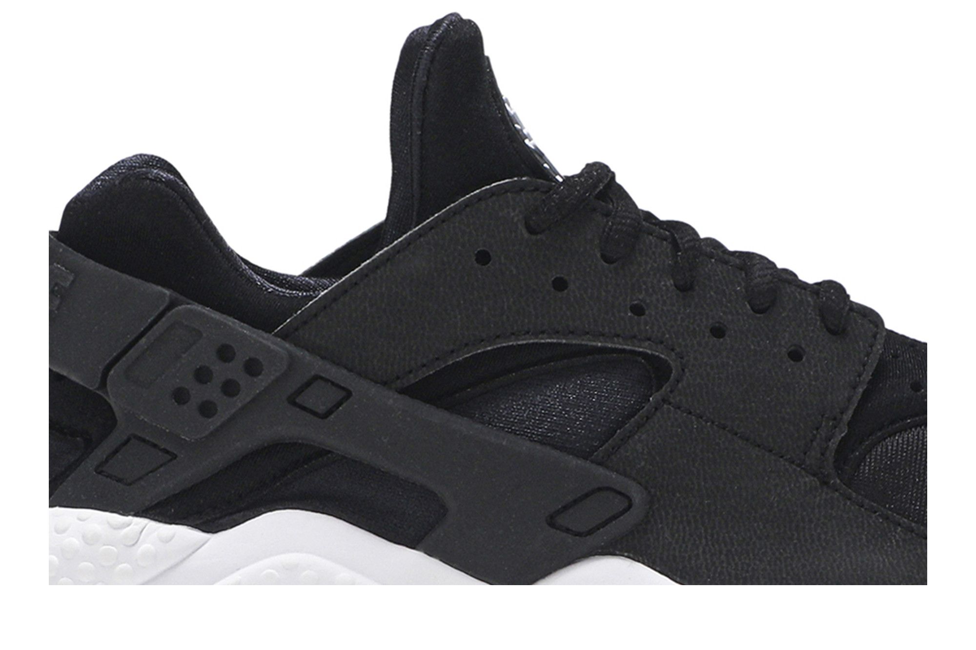 Size 5.5 Wmns Air Huarache Run Black White