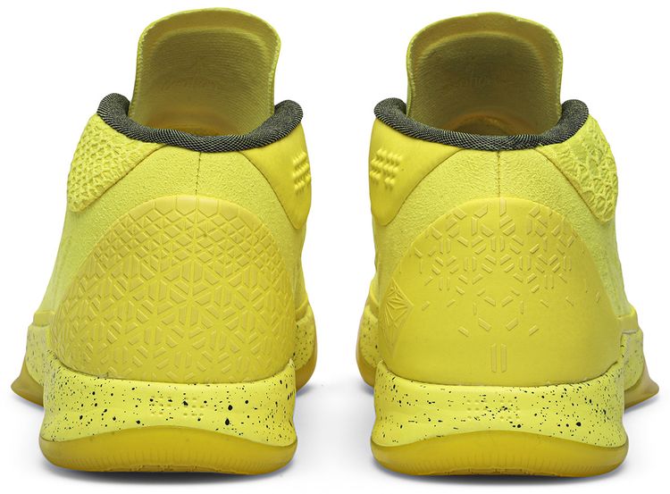 Nike Kobe AD Mid Optimism